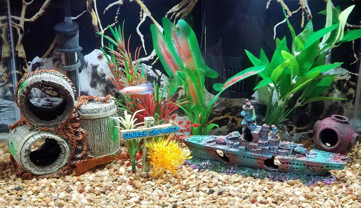 SLOCME Sunken Ship Aquarium Decoration – Resin Shipwreck Ornament for Fish Tank, Eco-Friendly Aquarium Decor for Betta, Freshwater & Saltwater Tanks (9 Inch)